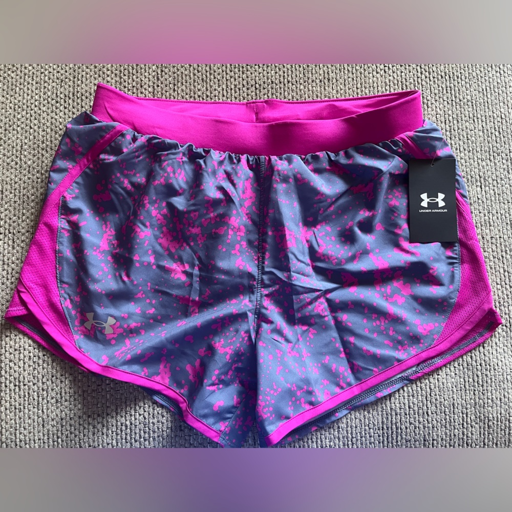 NWT - Under Armour Small Short